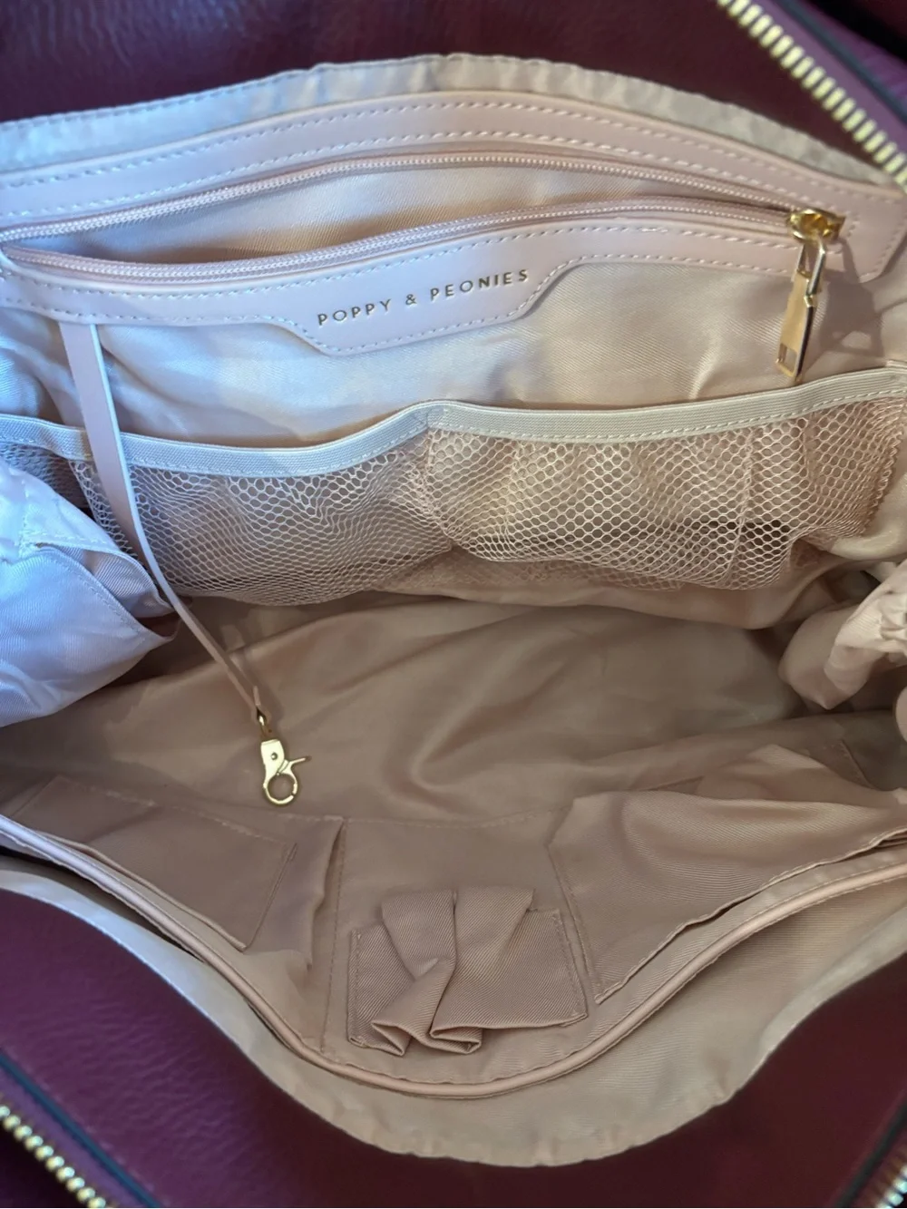 Poppy & Peonies Uptown Tote Berry - Picture 5 of 7